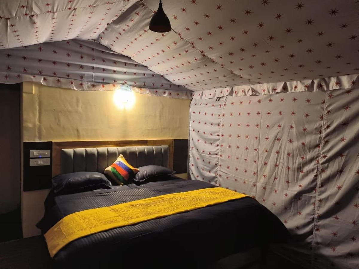 Riverside Glamping By Stayapart X Elephant Brook Bijni Exterior foto